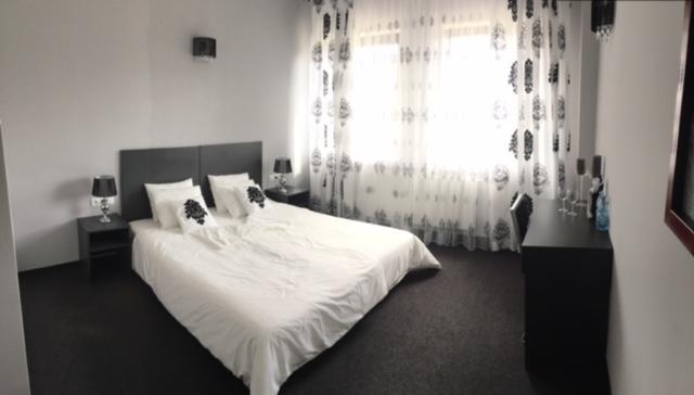 Essenza Party Center Bed and Breakfast Świdnica Εξωτερικό φωτογραφία